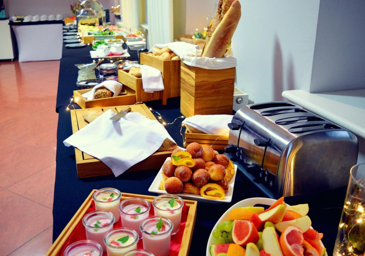 Tailor Hotel Sport & Conference Morąg Esterno foto